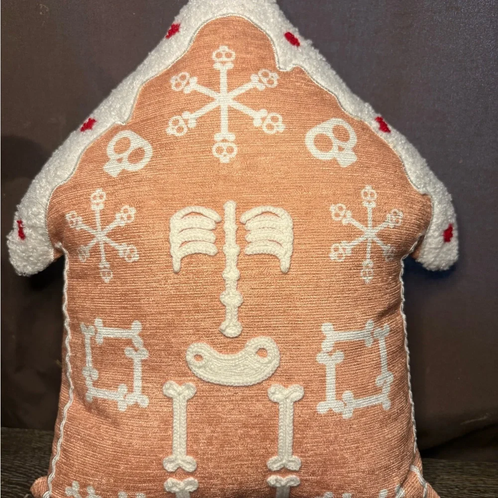 Gingerbread House Holiday Pillow - Tan and White